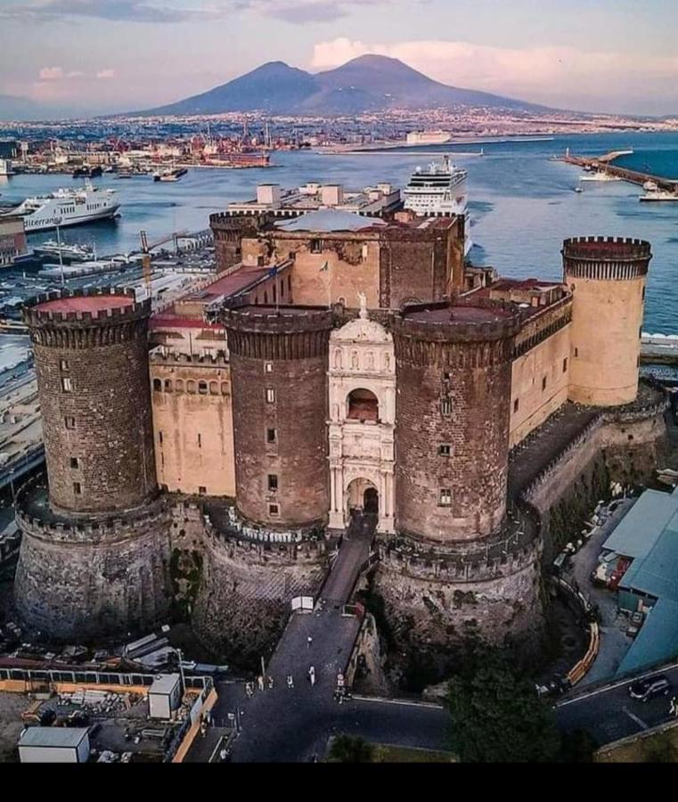 La Casetta Di Carolina Napels Buitenkant foto